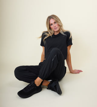 women's pursuit jogger