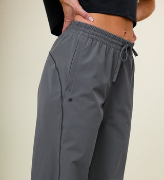 women's pursuit jogger