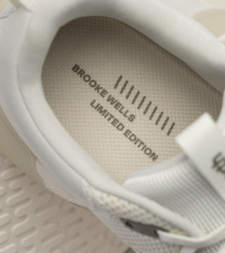 limited edition ten is timeless women's move trainer