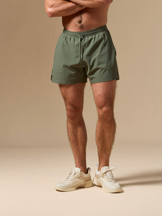 men's hybrid short 5"