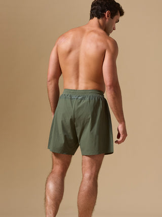 men's hybrid short 7"